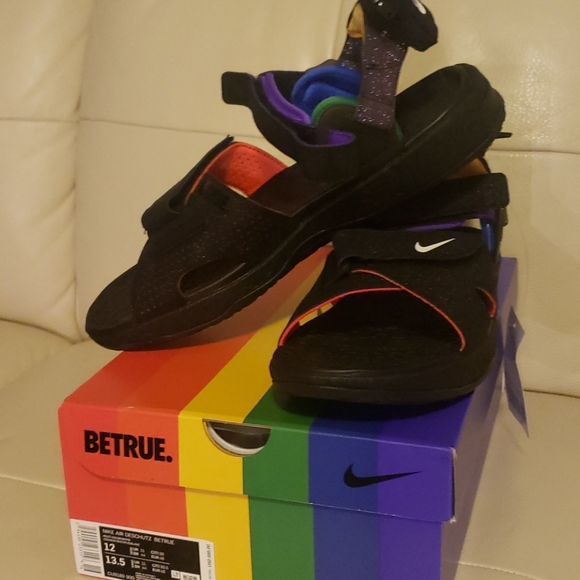 Shoes - Picture 3 of 5